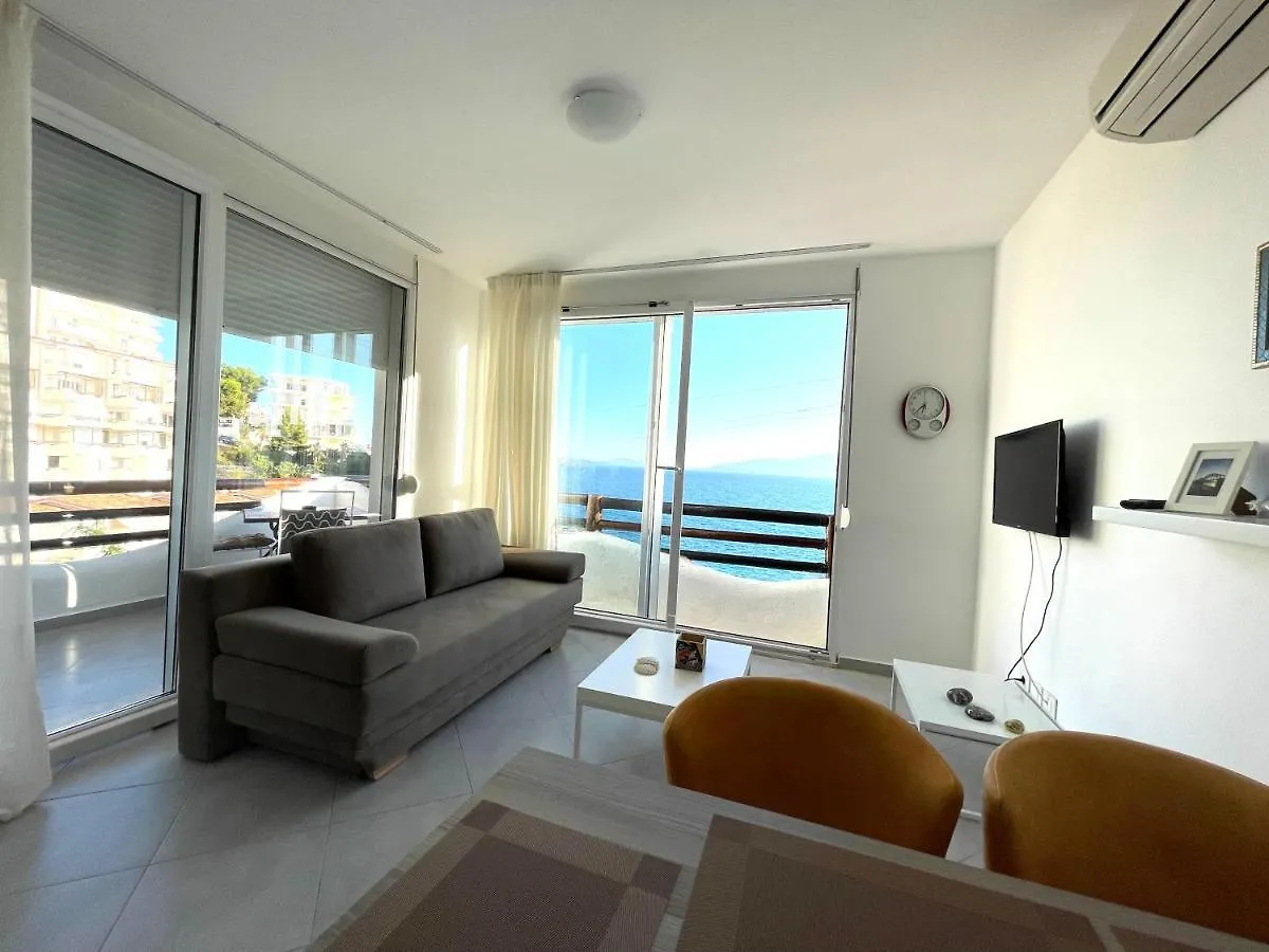 Sunny Bay Apartments Sarandë