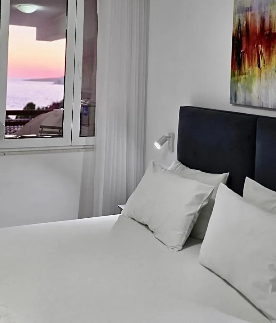 Sunny Bay Apartments Sarandë
