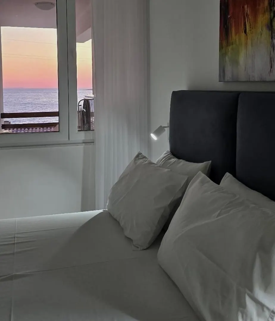 Sunny Bay Apartments Sarandë