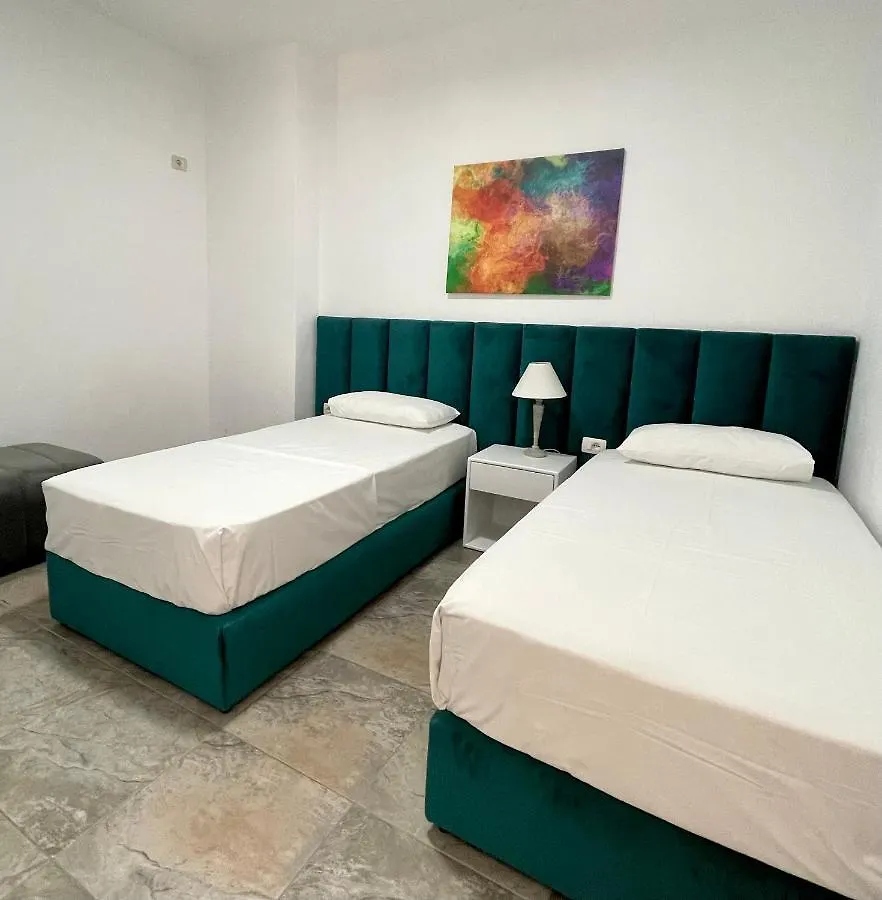 Sunny Bay Apartments Saranda 0*,  Arnavutluk